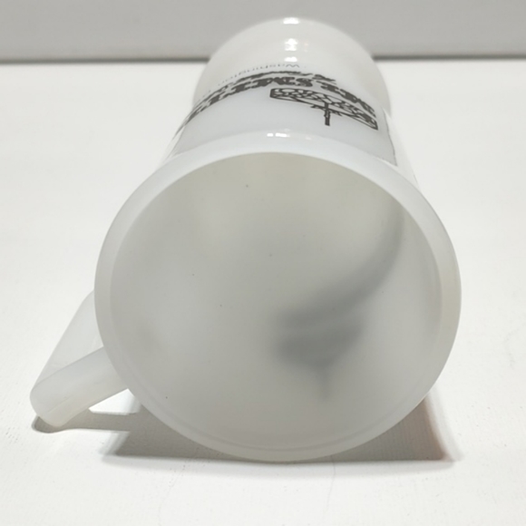 Mr. Smith's the friendliest saloon in town Washington DC footed milk glass mug - Picture 5 of 9